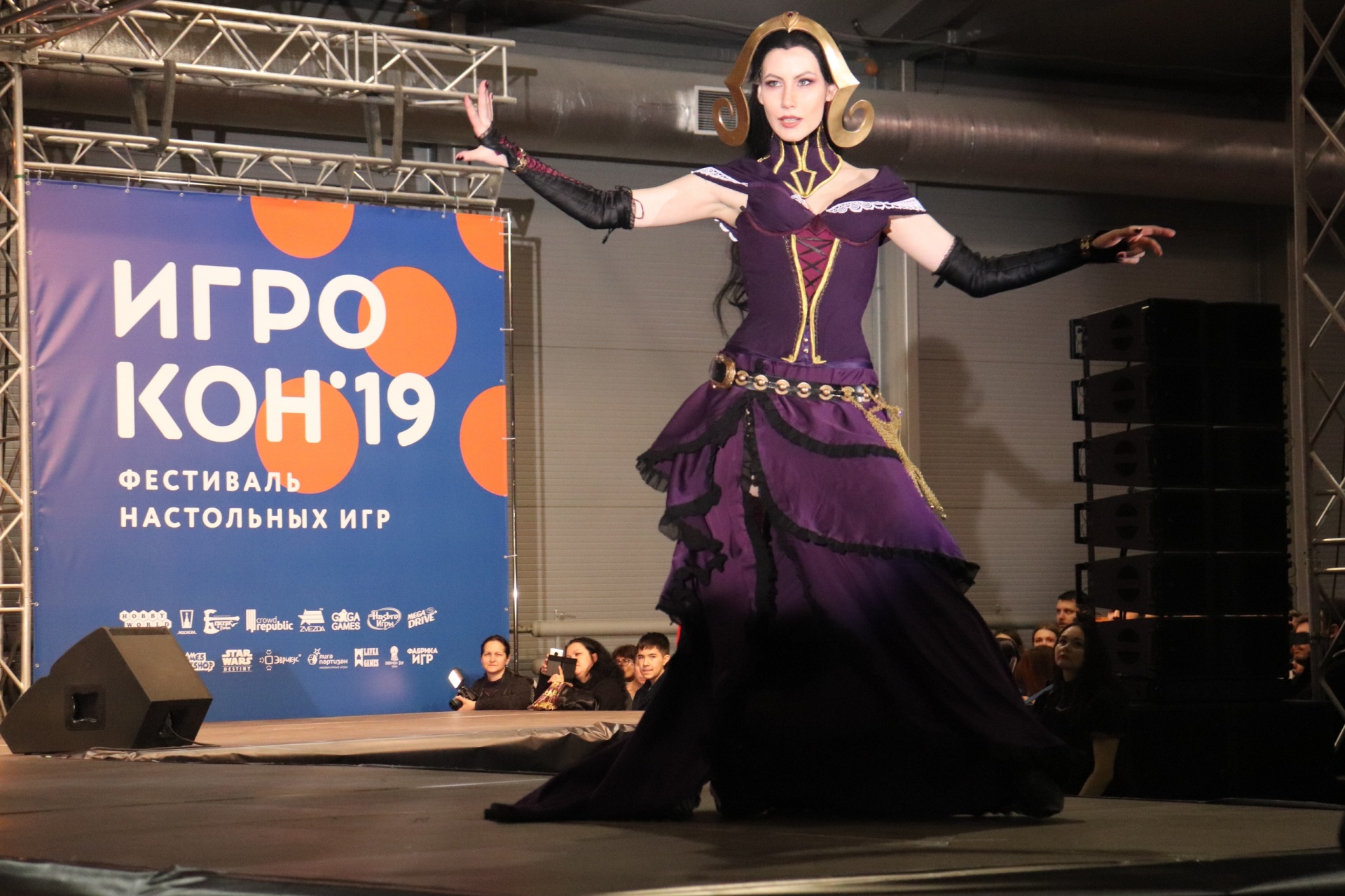 Косплей недели: Borderlands 2, «Обитель зла», фестиваль Игрокон и косплееры в рекламе Nintendo Switch - фото 21