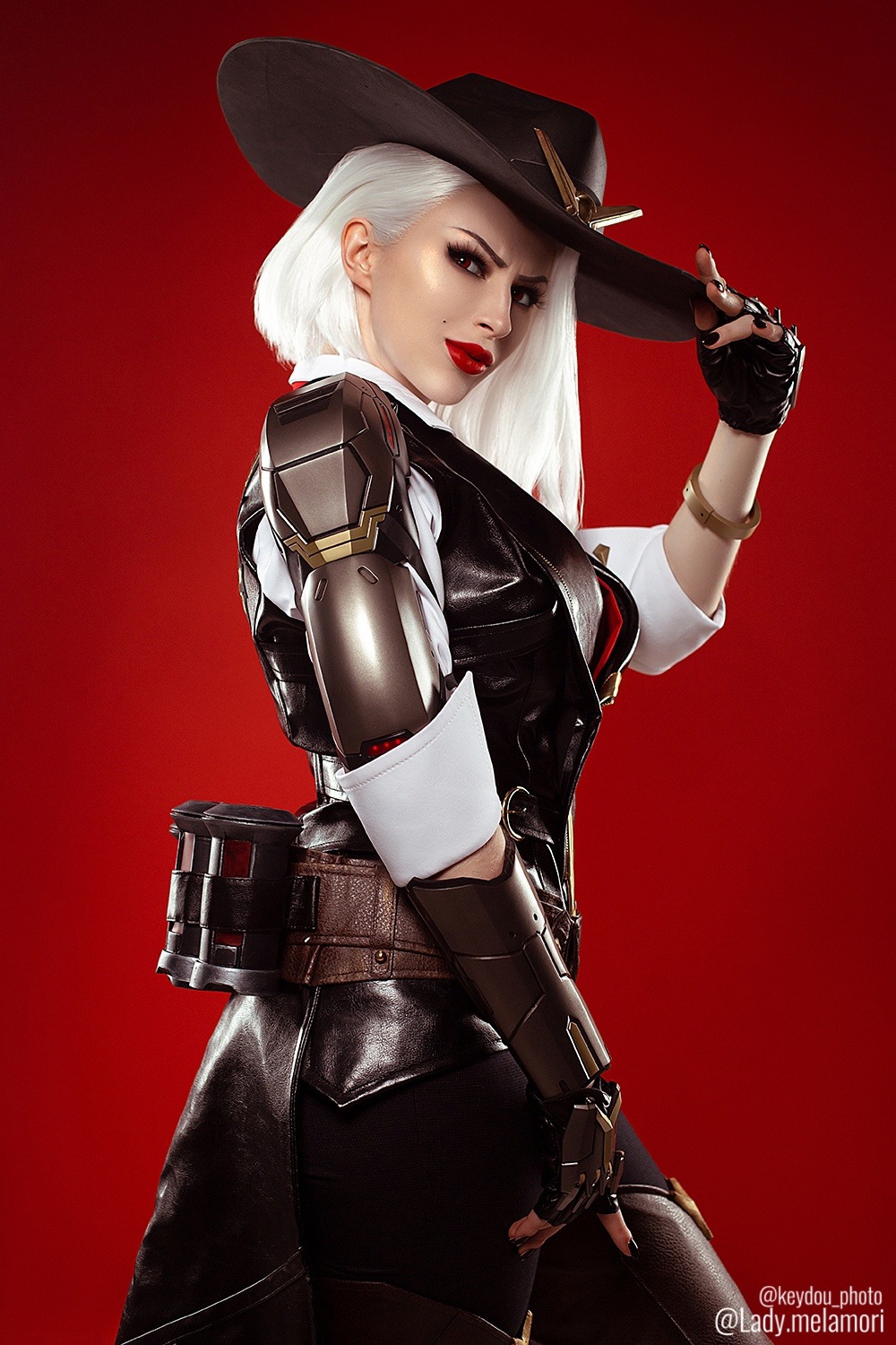 Косплей недели: Silent Hill, Dragon Age, Devil May Cry 4, Warcraft, Overwatch - фото 49