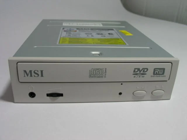 Приводы стандарта DVD±R/RW с возможностью записи DVD-дисков - фото 11