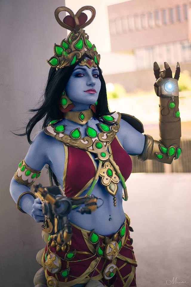 Субботний косплей: LoL, Overwatch, Skyrim - фото 12