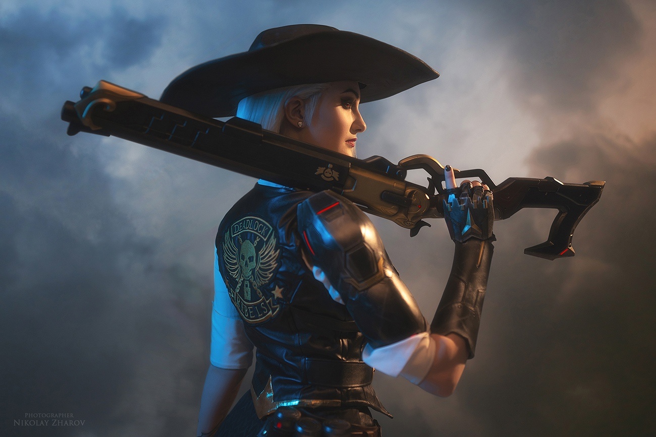 Косплей недели: Tomb Raider, Alice: Madness Returns, Bloodborne, Overwatch, Dota 2 - фото 27