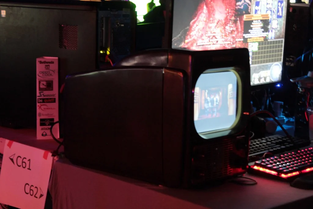 Ручная сборка: пять фантазийных игровых систем с QuakeCon - фото 6