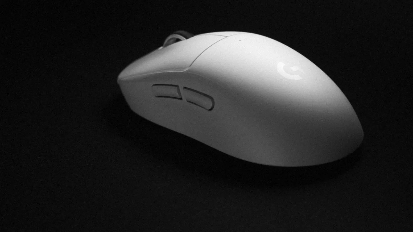 Обзор мышки Logitech Pro X Superlight за 13 тысяч. Безумие или нет? - фото 4