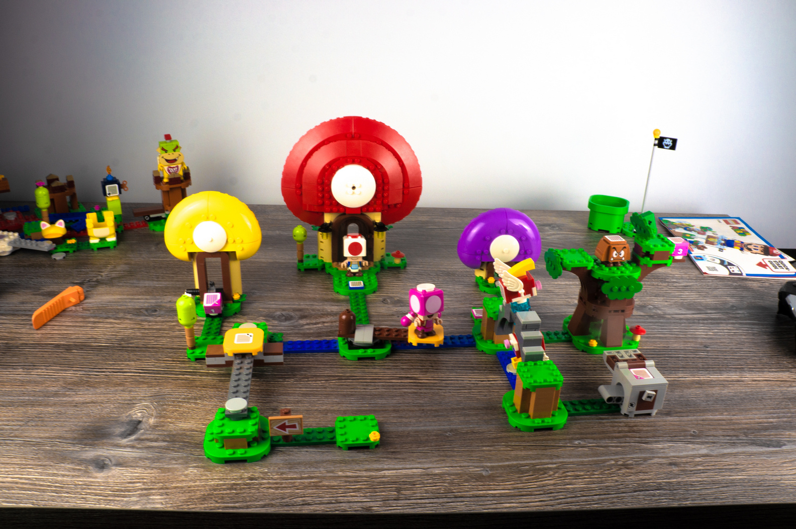 Протестировали LEGO Super Mario. Как Mario портировали в реальный мир - изображение 10 Протестировали LEGO Super Mario. Как Mario портировали в реальный мир - фото 10