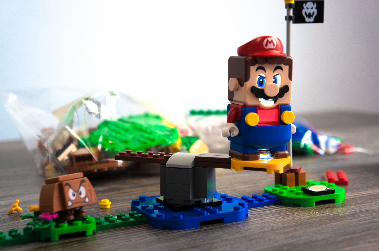 Протестировали LEGO Super Mario. Как Mario портировали в реальный мир —  Игромания