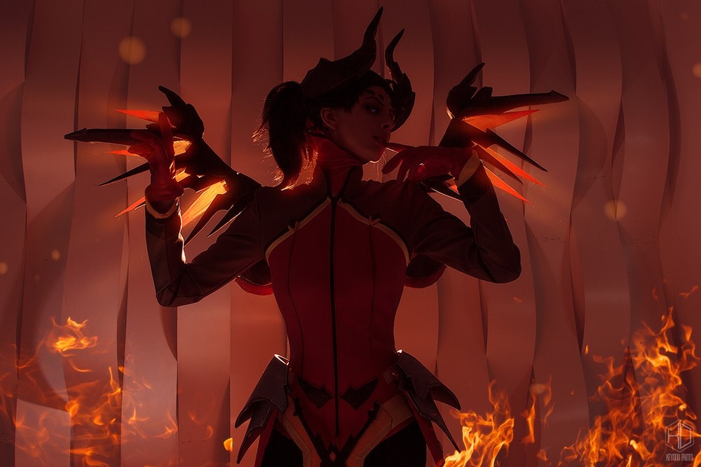 Пятничный косплей: Persona 5, Overwatch, «Ведьмак 3» и DC Comics - изображение 10 Пятничный косплей: Persona 5, Overwatch, «Ведьмак 3» и DC Comics - фото 10
