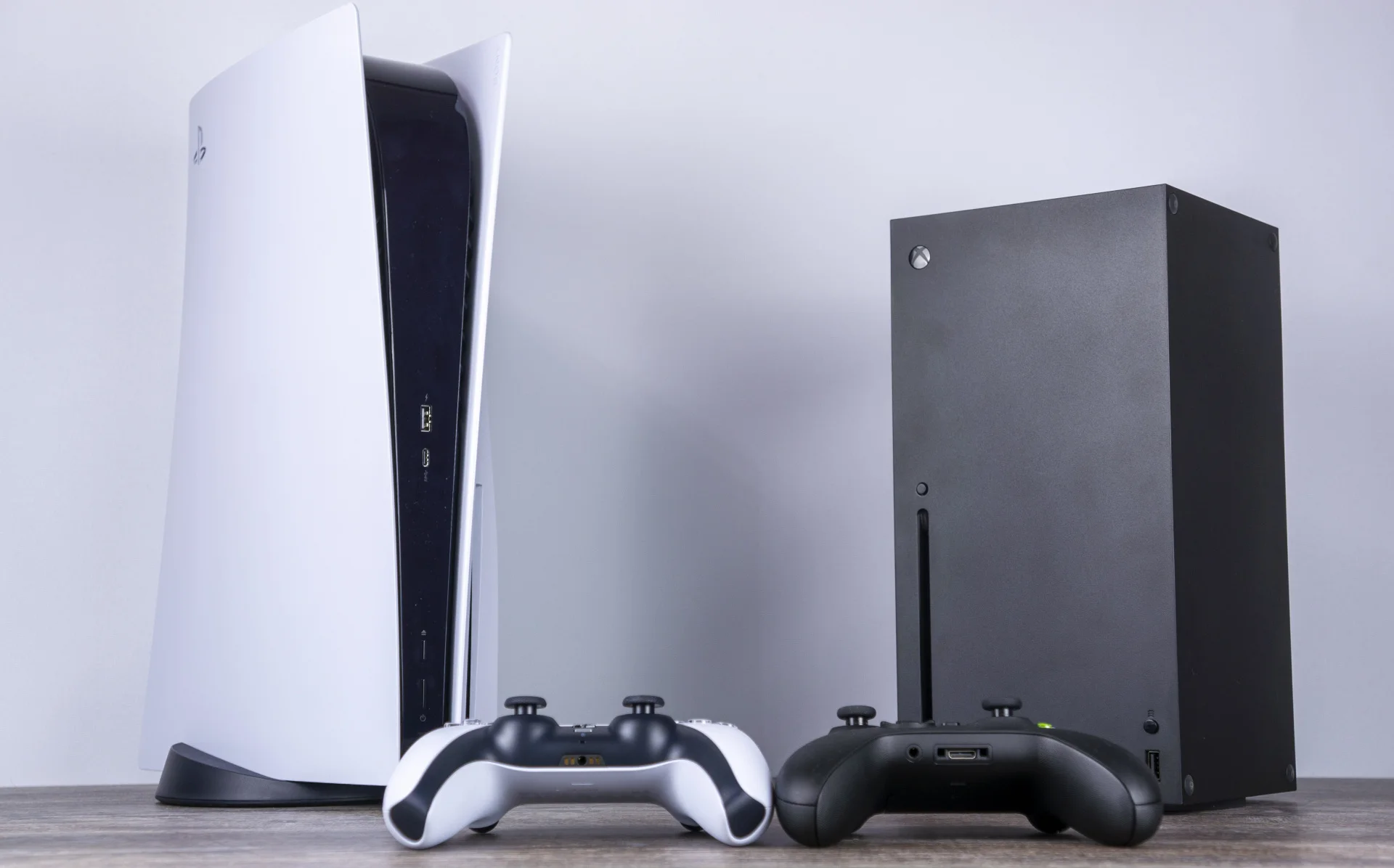 Полный обзор Sony PlayStation 5. Все особенности, игры, геймпад и сравнение с Xbox Series X - фото 16