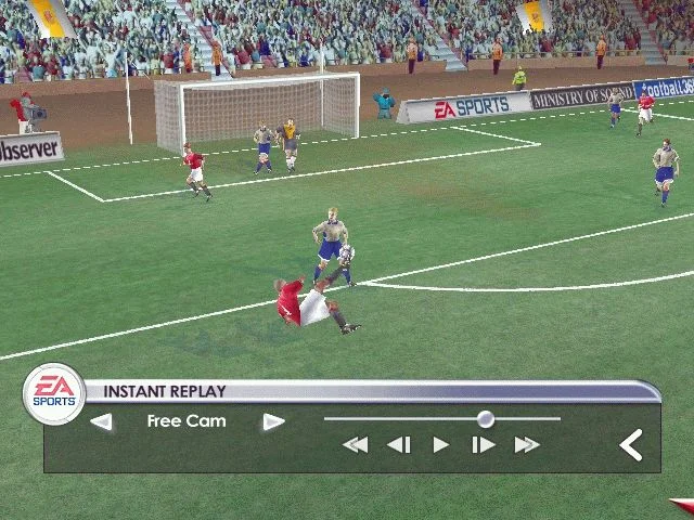 FIFA Soccer 2002 - фото 3