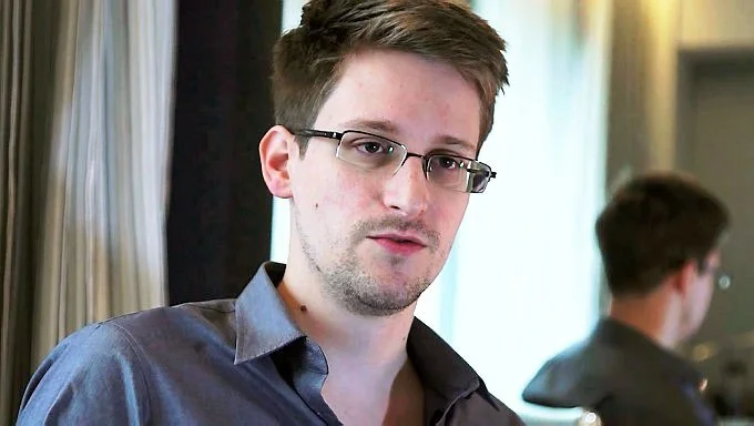 «Сноуден»: бросить все, чтобы вас мечтали посадить на электрический стул - фото 7