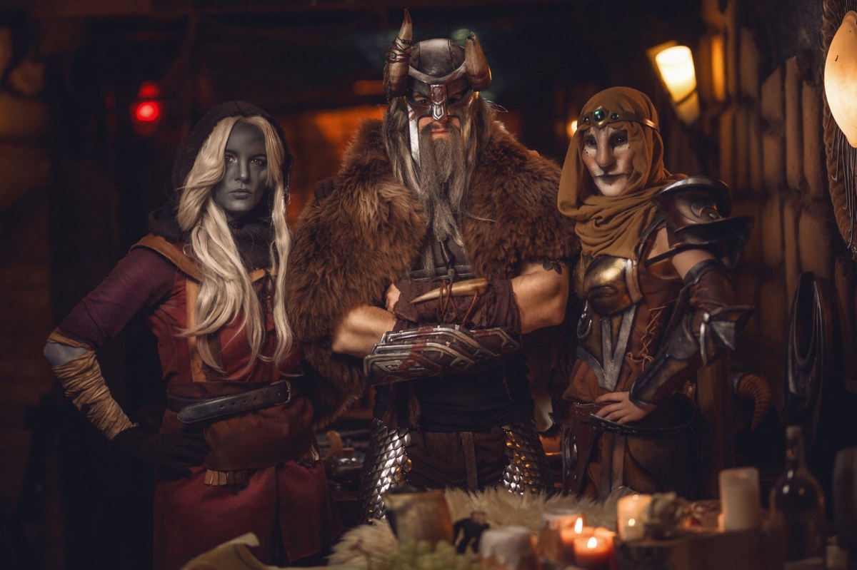 Пятничный косплей: LoL, Skyrim, MGS 5, «Ведьмак», Overwatch, DC Comics - изображение 10 Пятничный косплей: LoL, Skyrim, MGS 5, «Ведьмак», Overwatch, DC Comics - фото 10