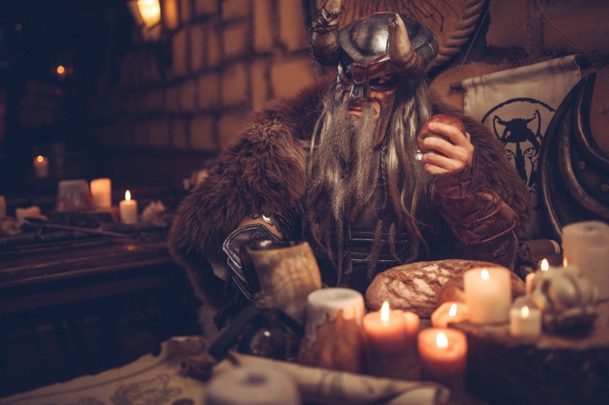 Пятничный косплей: LoL, Skyrim, MGS 5, «Ведьмак», Overwatch, DC Comics - изображение 16 Пятничный косплей: LoL, Skyrim, MGS 5, «Ведьмак», Overwatch, DC Comics - фото 16