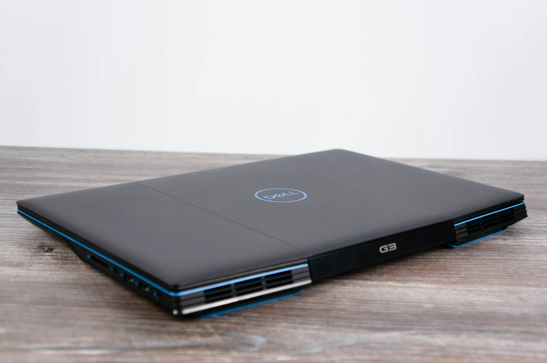 Обзор ноутбука Dell G3. Самый дешёвый ноутбук на i7 и GTX 1660 Ti - фото 4