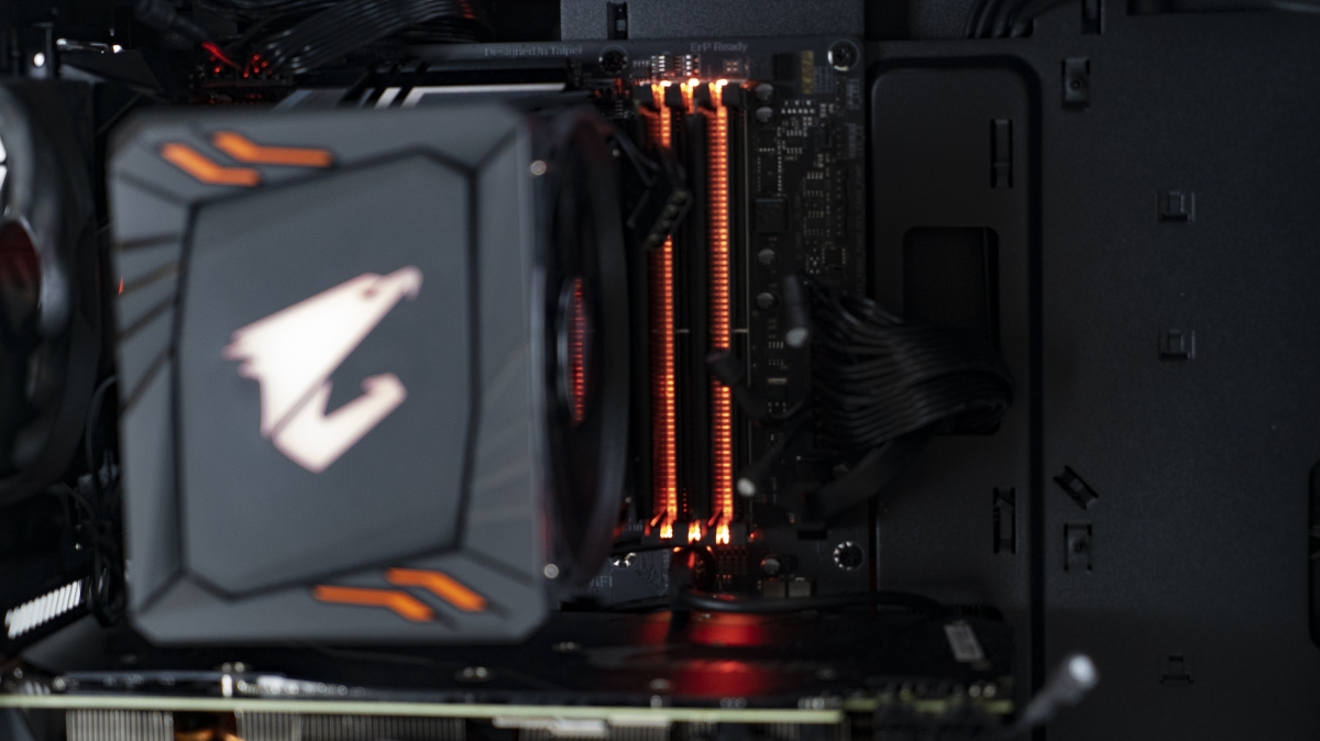 Безумный компьютер на Gigabyte, или Такое вам не собрать! - изображение 16 Безумный компьютер на Gigabyte, или Такое вам не собрать! - фото 16