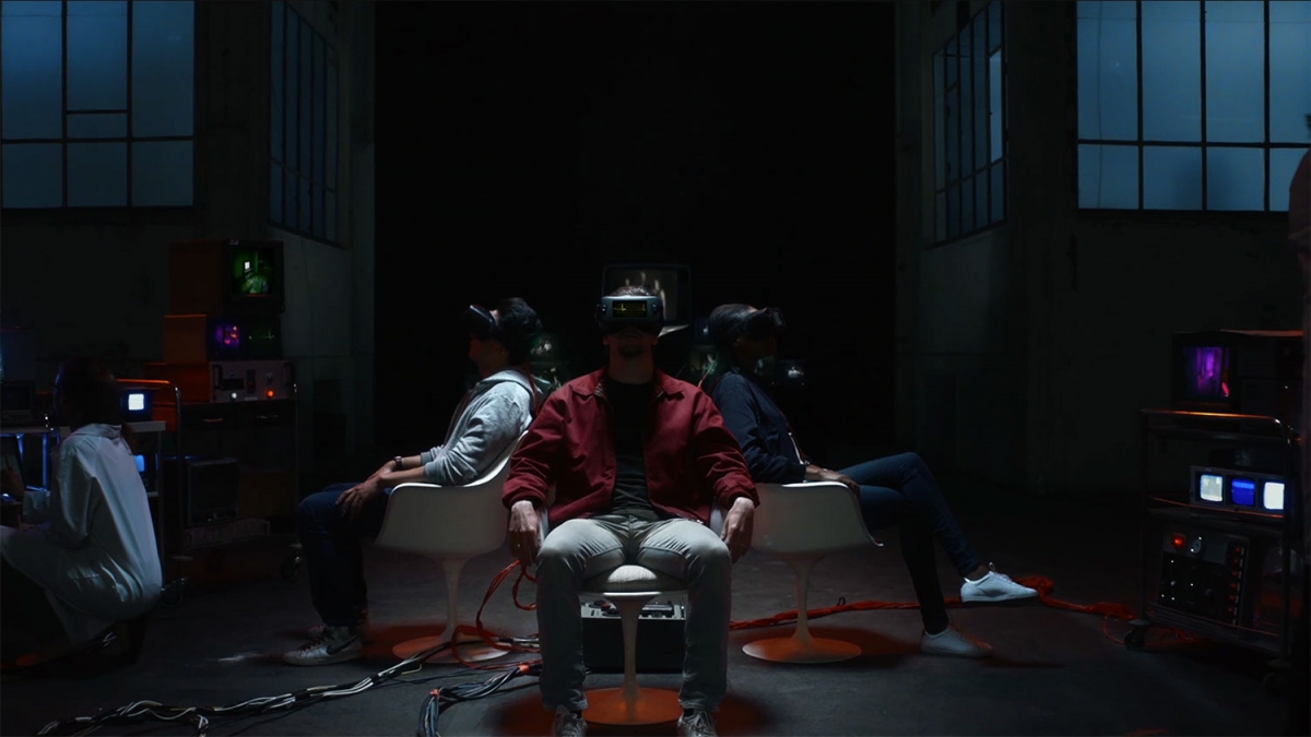 Предварительный обзор Transference. Хоррор от Элайджи Вуда - изображение 1 Предварительный обзор Transference. Хоррор от Элайджи Вуда - фото 1