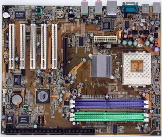 Вторая жизнь Athlon XP. Новый чипсет VIA KT880 - фото 4