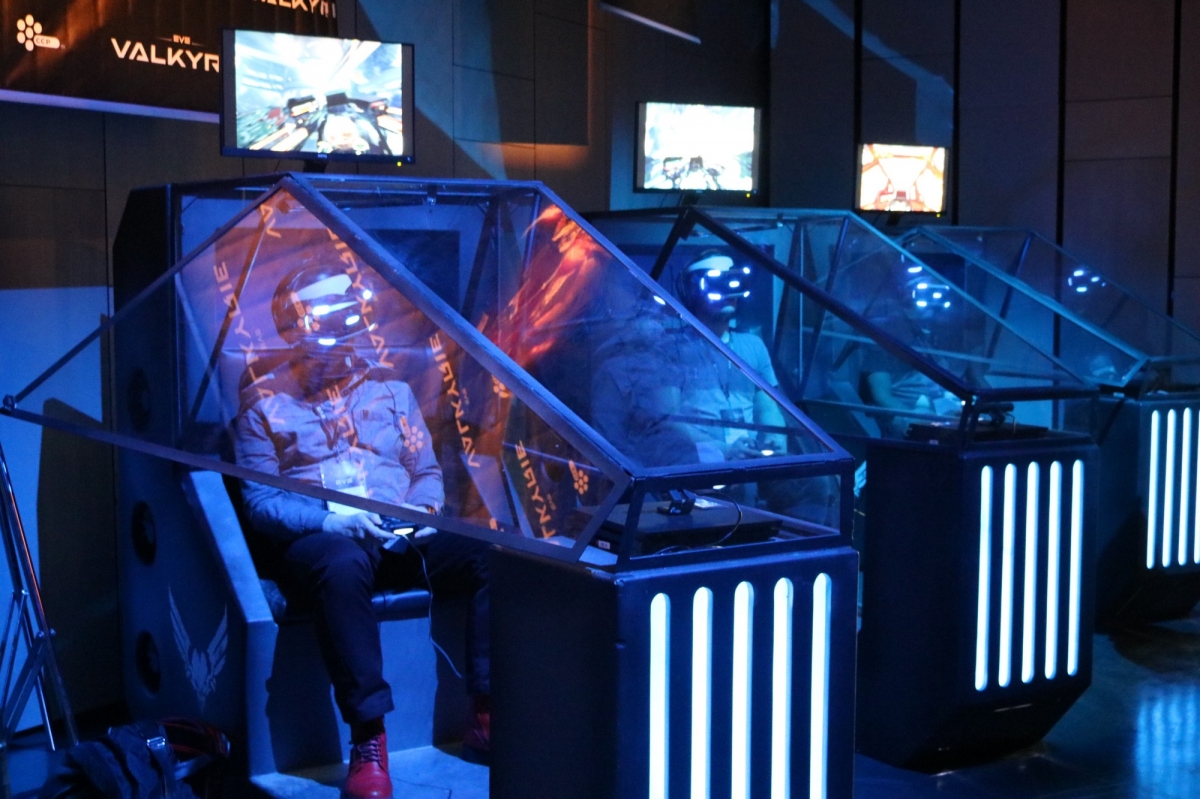 «Фанфест-2017»: что сейчас происходит на фестивале для поклонников EVE Online. Репортаж - изображение 32 «Фанфест-2017»: что сейчас происходит на фестивале для поклонников EVE Online. Репортаж - фото 32
