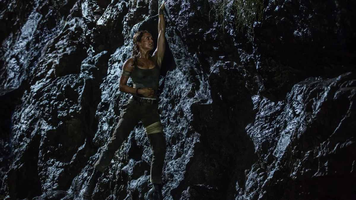«Tomb Raider: Лара Крофт». Без намёка на объективацию - фото 7