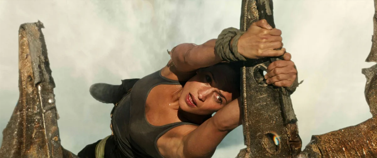 «Tomb Raider: Лара Крофт». Без намёка на объективацию - фото 8