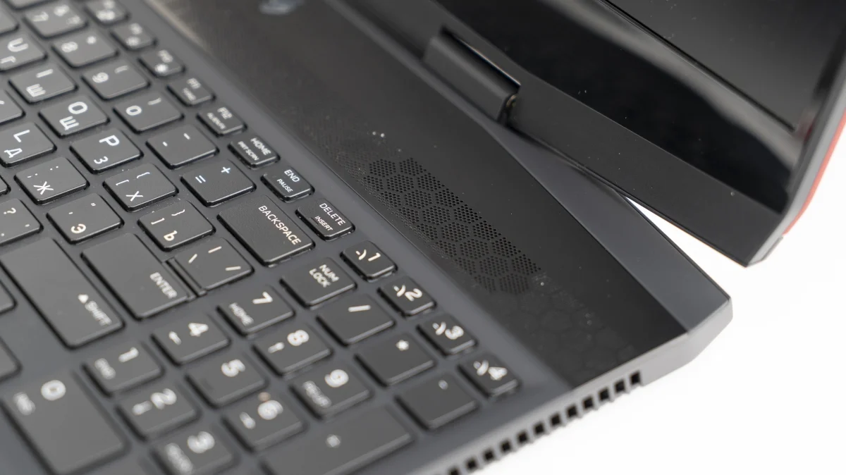 Тест ноутбука Alienware M15. Я — легенда! - фото 12