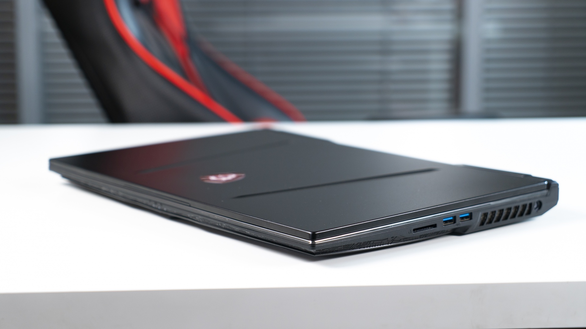 Для работы и немного для игр. Тестируем MSI GP75 Leopard - изображение 10 Для работы и немного для игр. Тестируем MSI GP75 Leopard - фото 10