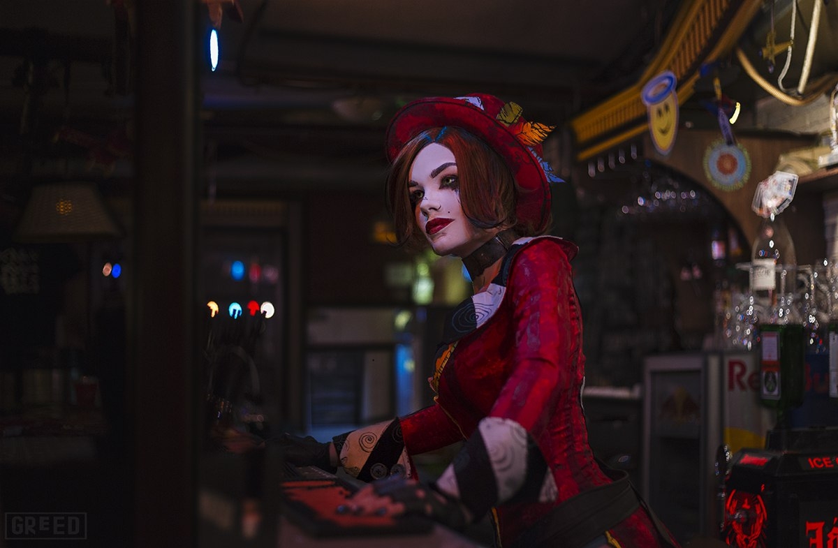 Пятничный косплей: LoL, Overwatch, DC Comics, Payday, Dragon Age, Borderlands - фото 25