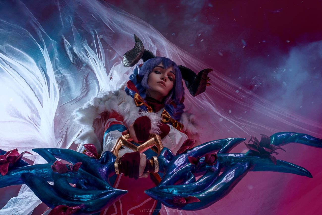 Косплей недели: Genshin Impact, Diablo II, Devil May Cry, LoL, Demon Slayer - фото 11