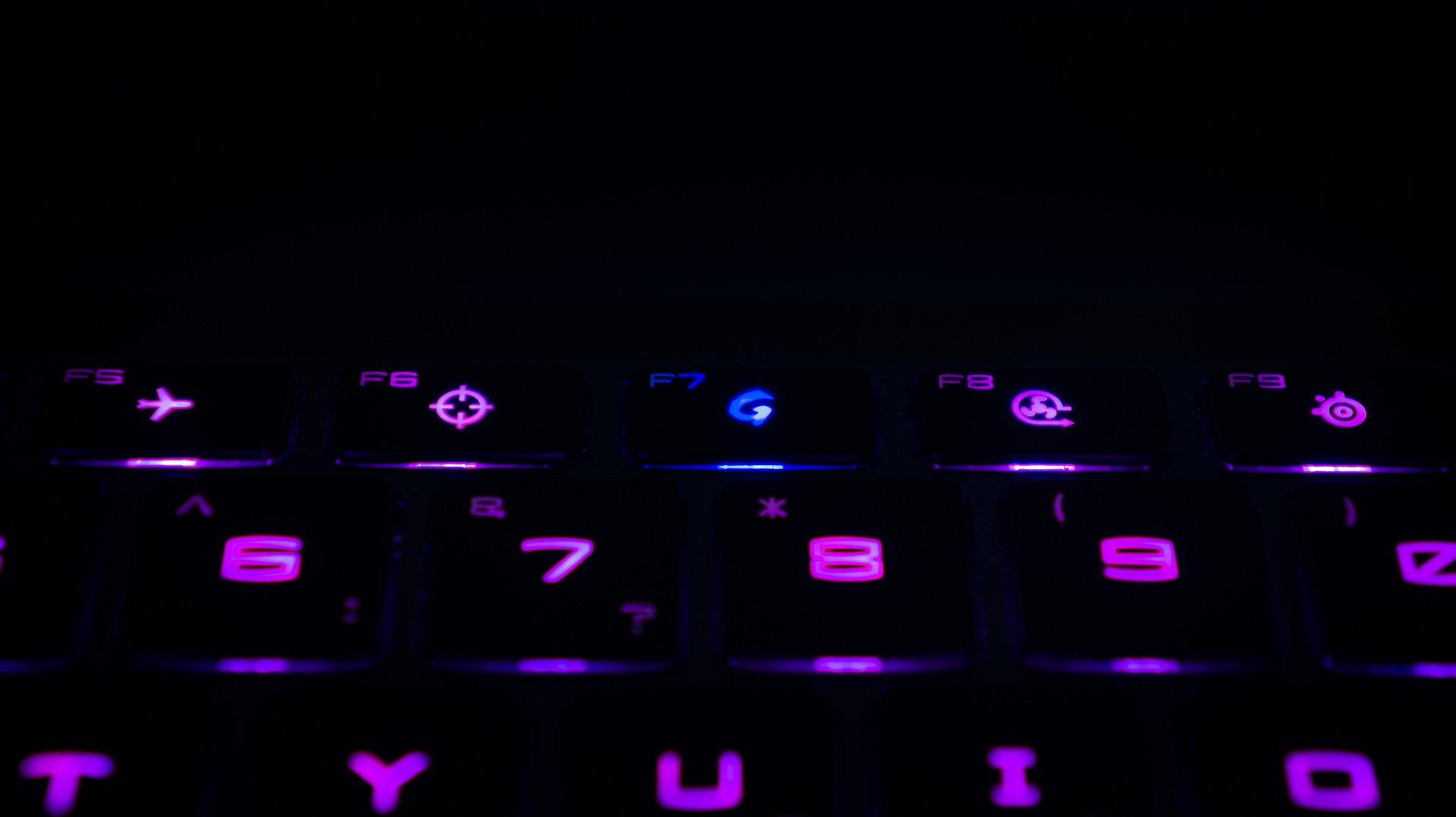 RTX 3070 в ноутбуке — о чём молчит NVIDIA. Обзор MSI GE66 Raider 10U - изображение 7 RTX 3070 в ноутбуке — о чём молчит NVIDIA. Обзор MSI GE66 Raider 10U - фото 7