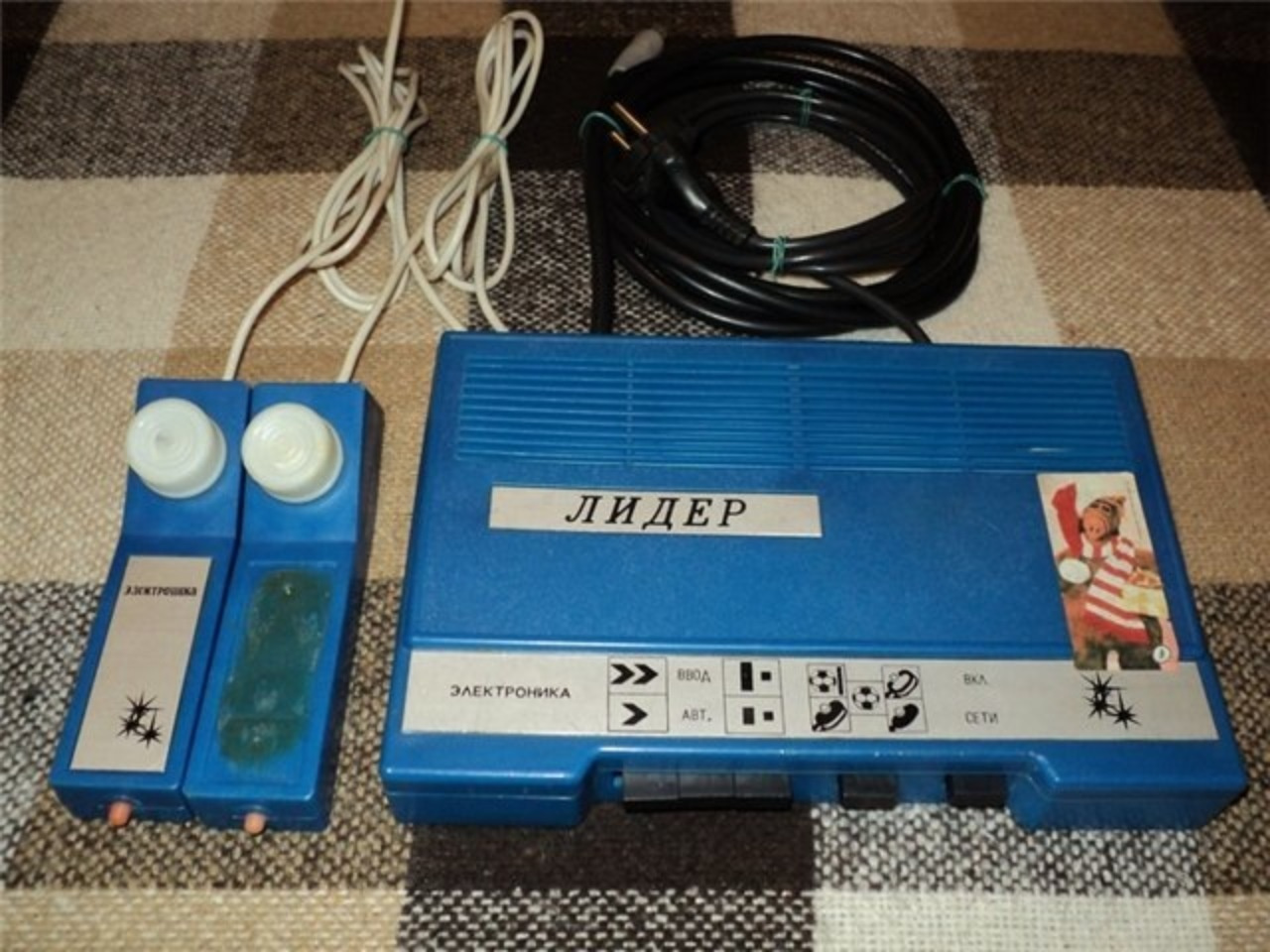 Советские игровые консоли. Не только «волк с яйцами» - фото 10