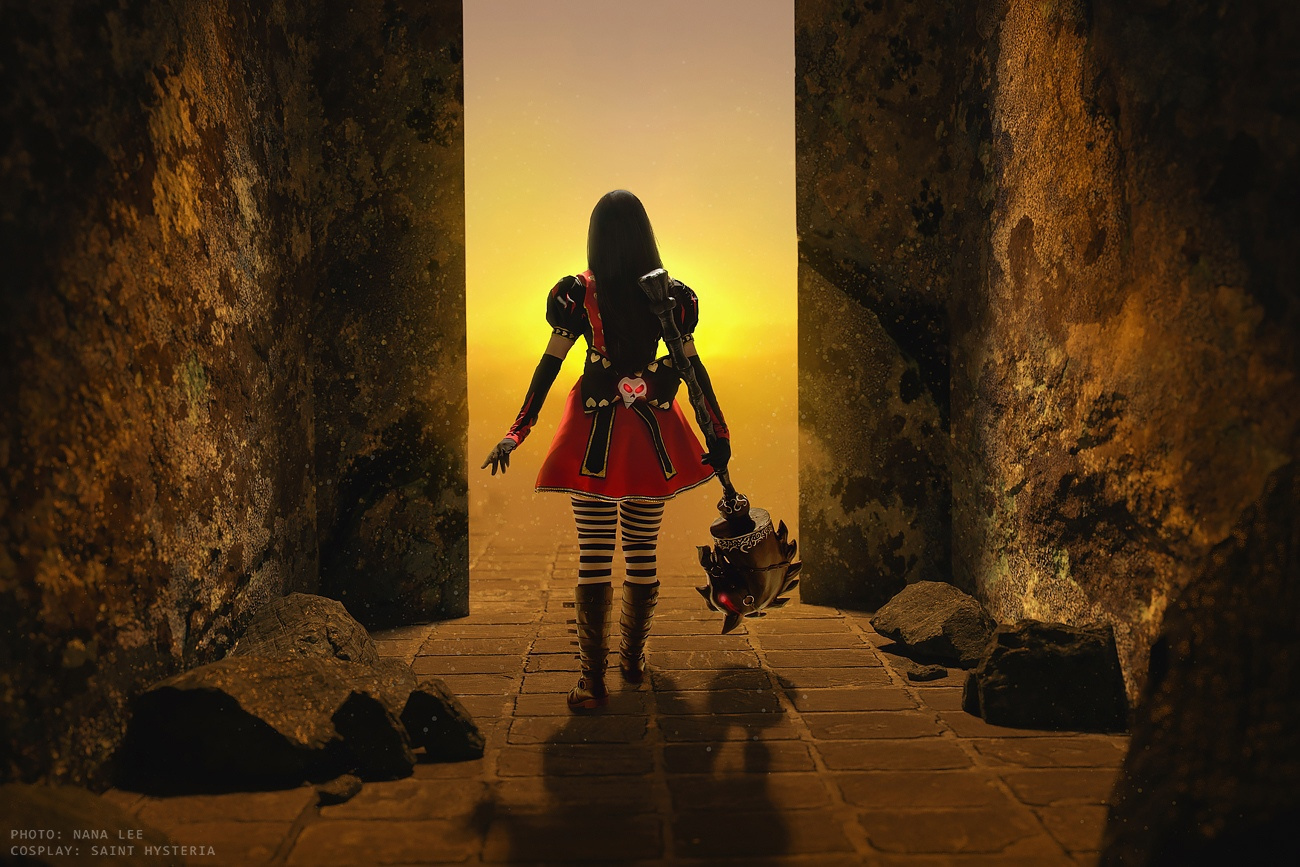 Косплей недели: Alice: Madness Returns, Genshin Impact, Mario, Fran Bow, Demon Slayer - изображение 2 Косплей недели: Alice: Madness Returns, Genshin Impact, Mario, Fran Bow, Demon Slayer - фото 2