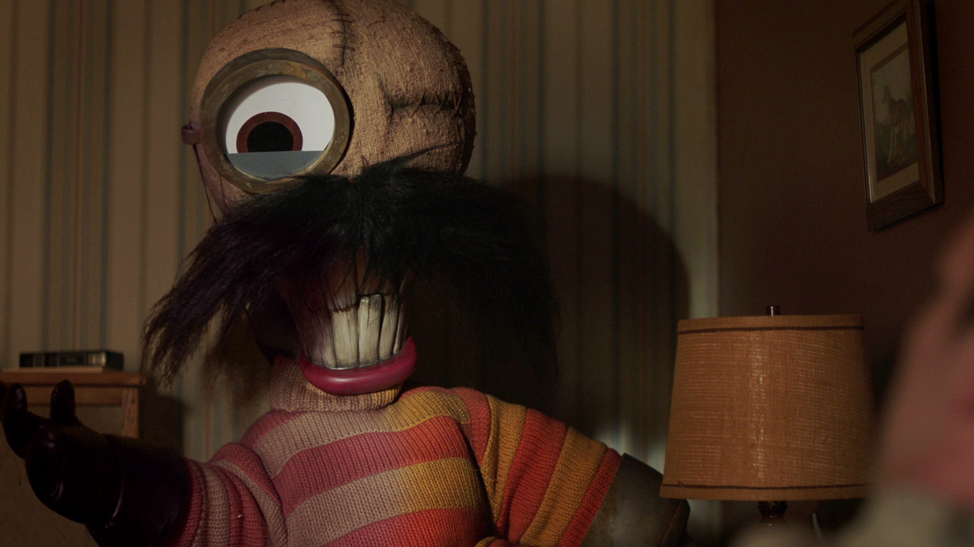 Что посмотреть, если понравилось «Оно»? Монстры, клоуны и ностальгия - фото 8