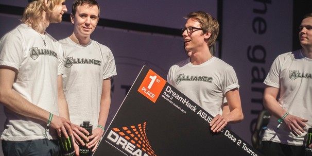 Праздник по-шведски, или Итоги Dreamhack Summer 2013 - изображение 22 Праздник по-шведски, или Итоги Dreamhack Summer 2013 - фото 22