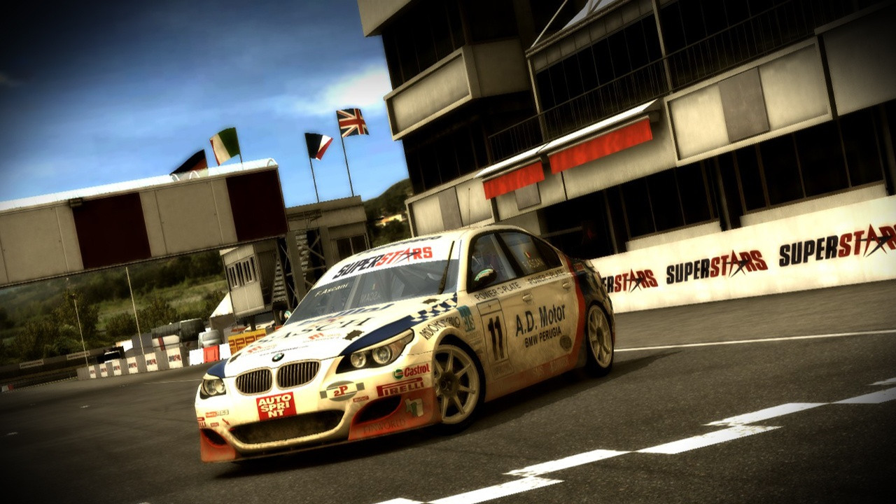 Superstars V8 Racing - кадр 1