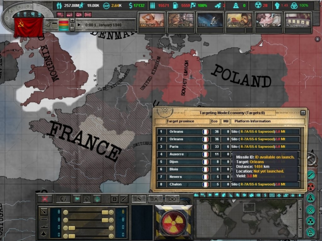 East vs. West: A Hearts of Iron Game - кадр 1