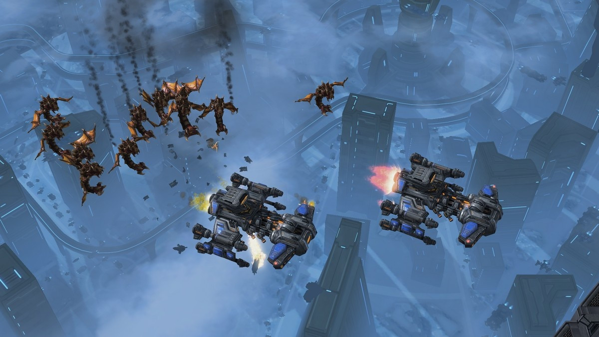 Starcraft 2: Heart of the Swarm - кадр 14