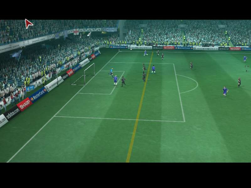 UEFA Champions League 2004-2005 - кадр 4