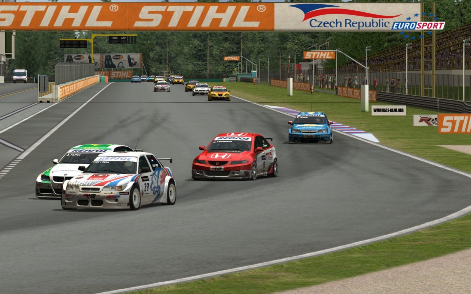 Race On - кадр 15