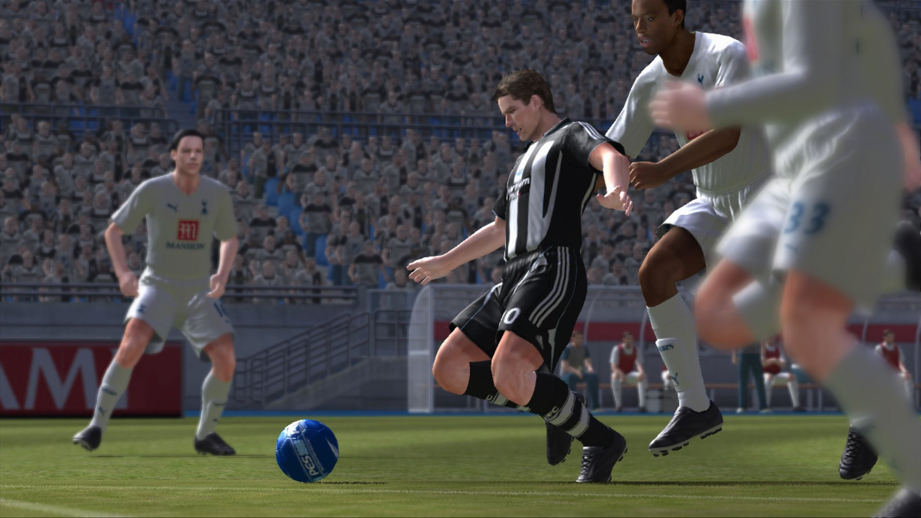 Pro Evolution Soccer 2008 - кадр 15