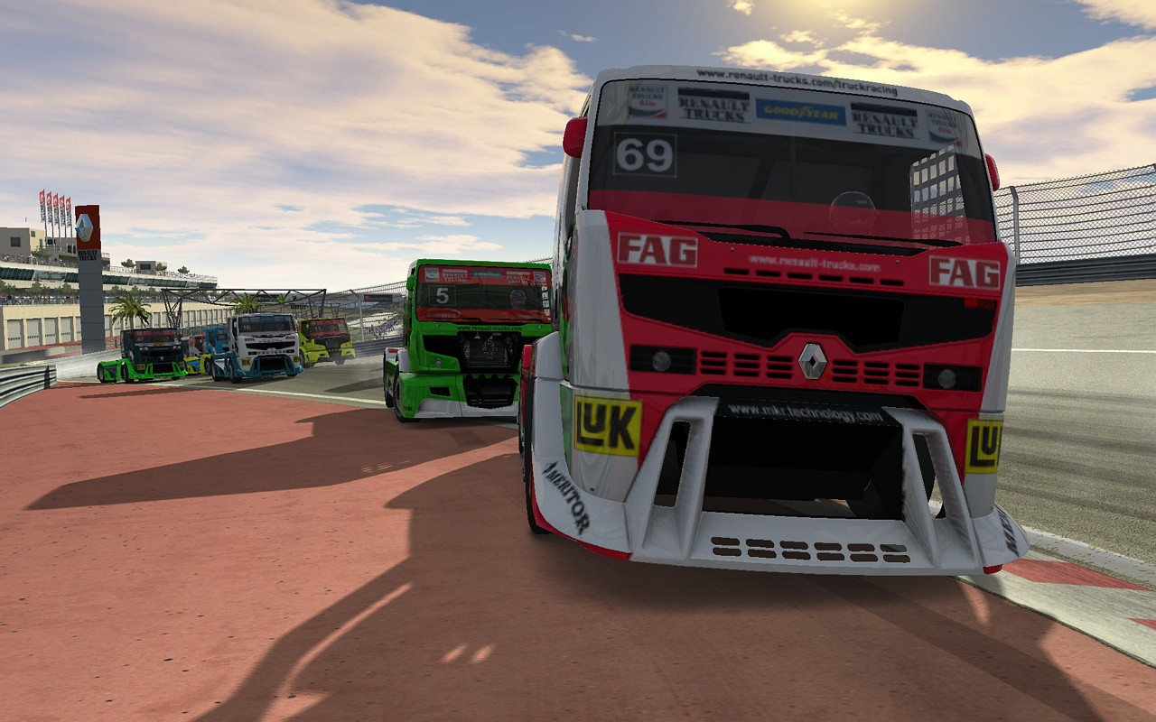 Truck Racing by Renault Trucks - кадр 13