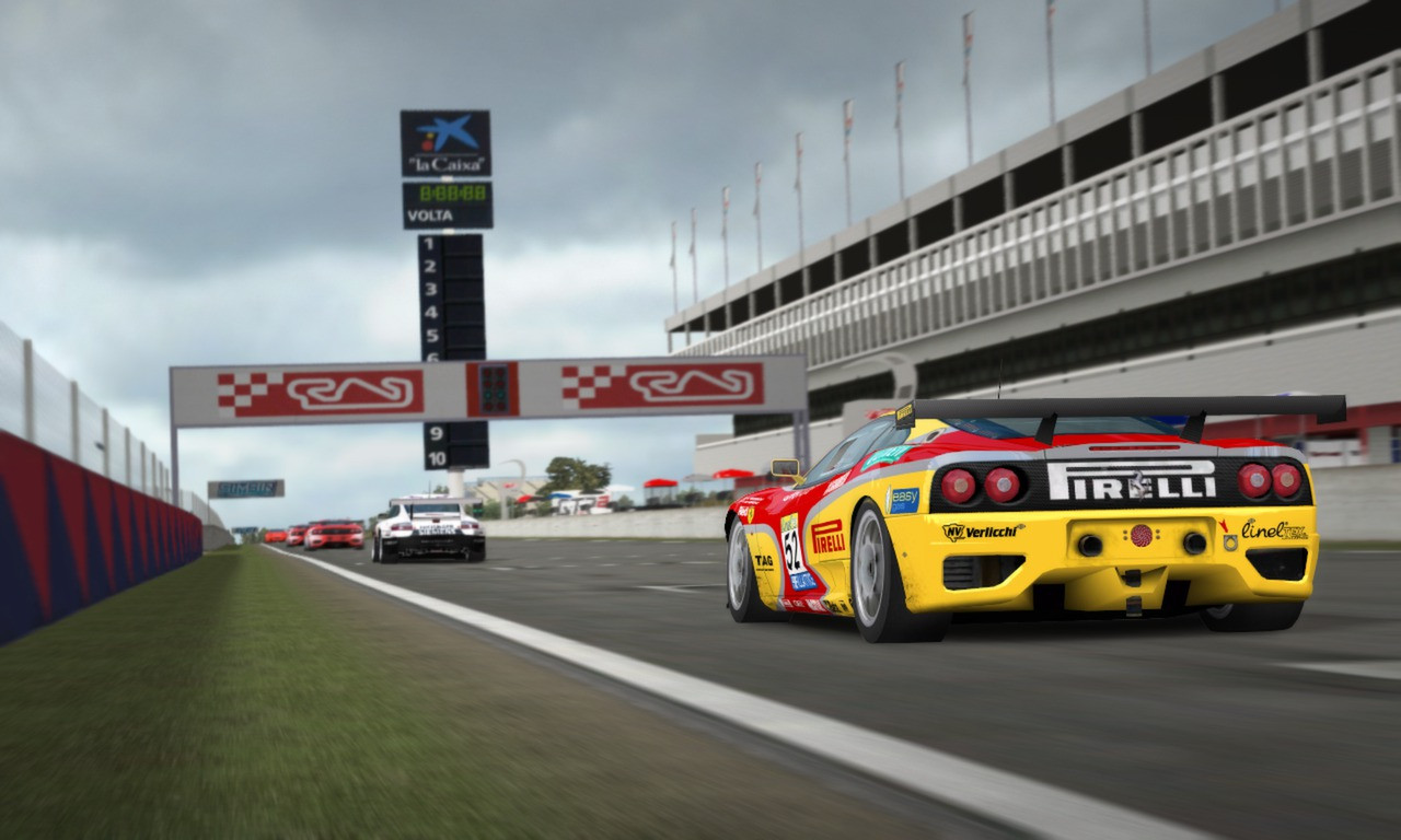 GTR: FIA GT Racing Game - кадр 3