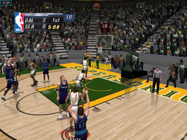 NBA Inside Drive 2004 - кадр 3