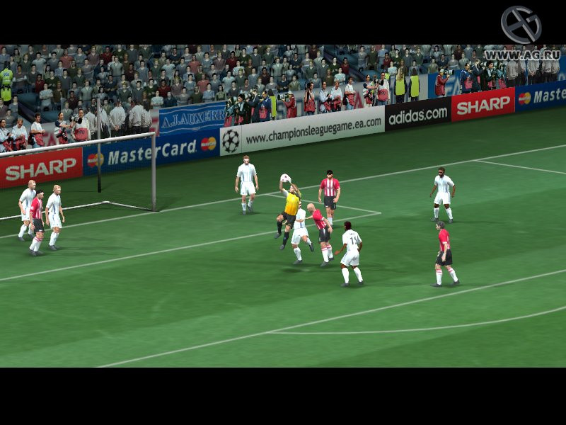 UEFA Champions League 2004-2005 - кадр 15