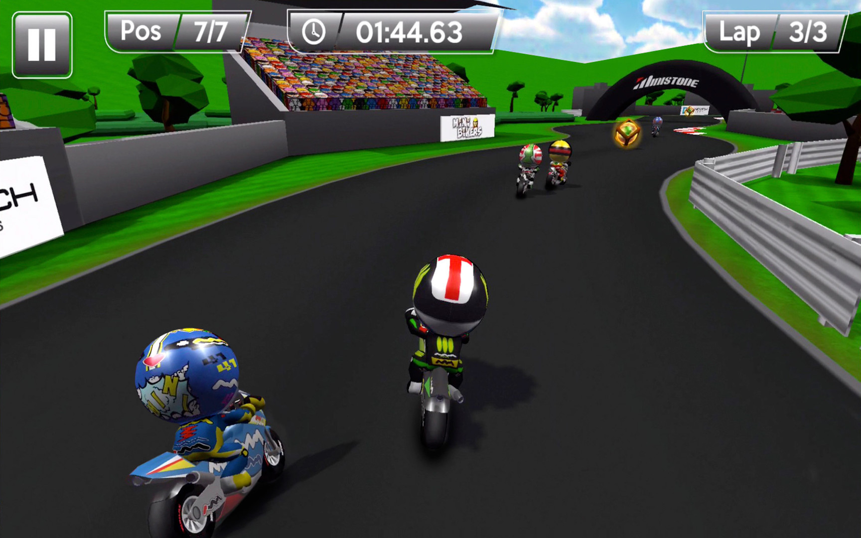 MiniBikers - кадр 4