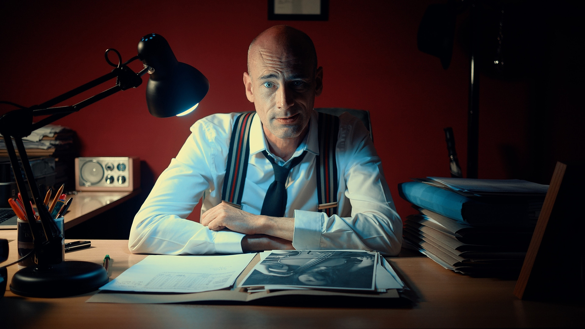 The Shapeshifting Detective - кадр 8