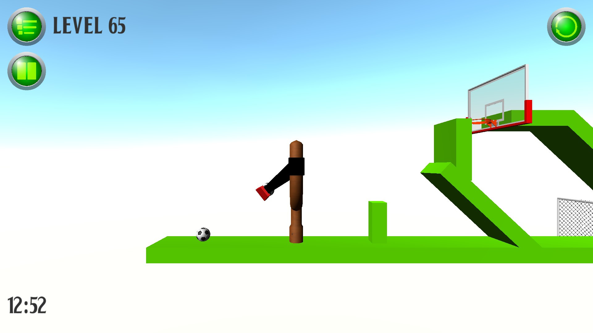 Score a goal (Physical football) - кадр 8