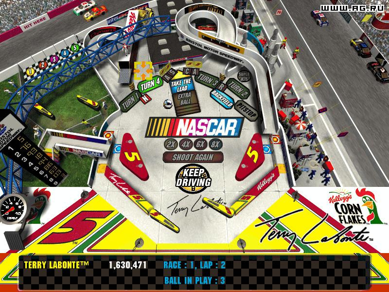 3-D Ultra NASCAR Pinball - кадр 4