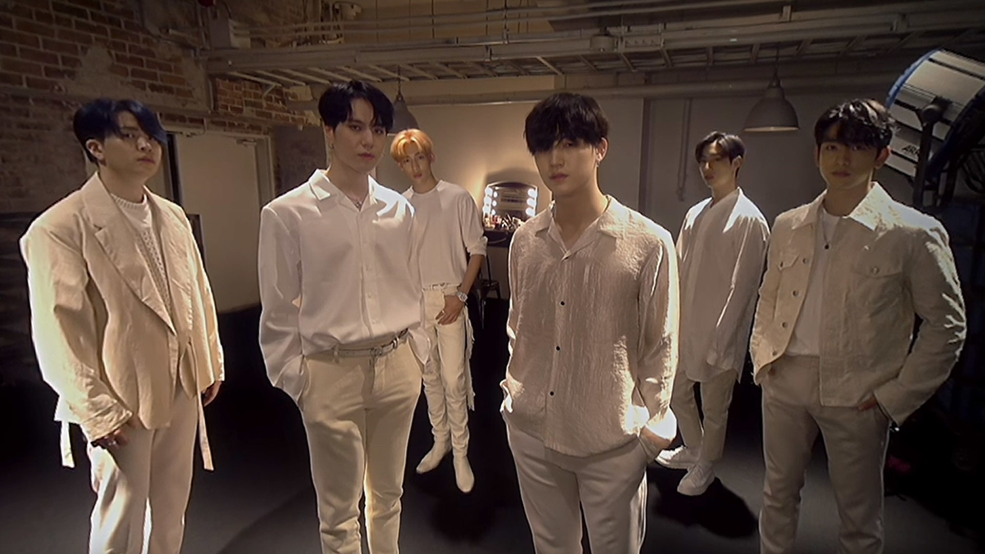 GOT7 Love Loop VR - кадр 2
