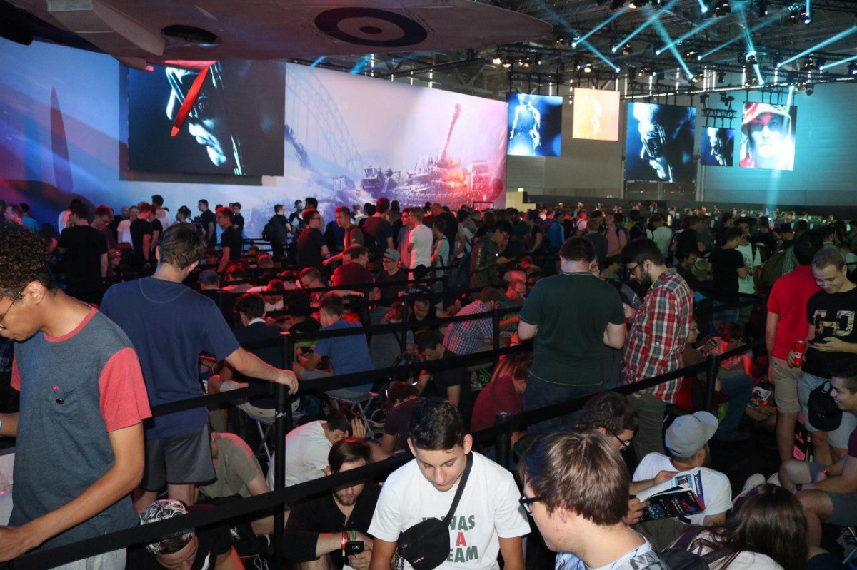 Кёльн как он есть: gamescom 2018 в фотографиях - фото 52