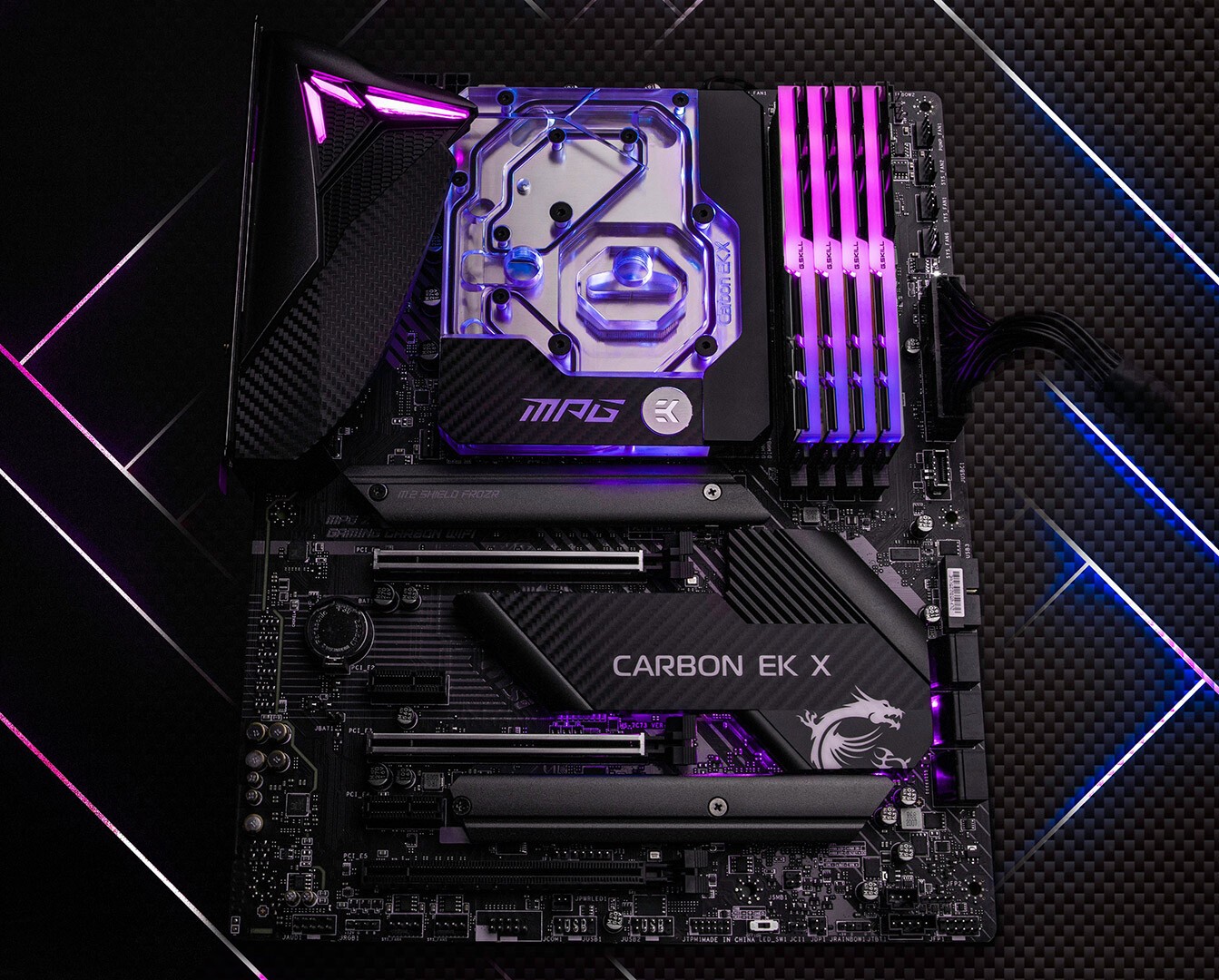 Материнская плата MSI MPG Z490 Gaming Pro Carbon EK X укомплектована водоблоком - изображение обложка