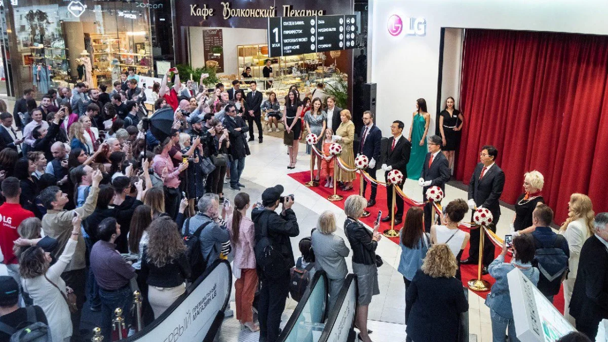 В Москве открылся первый премиальный магазин LG - фото 2