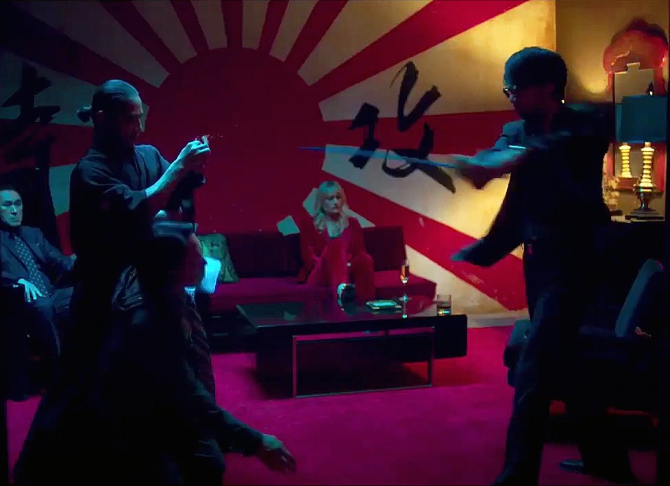 Хидео Кодзима снялся в трейлере сериала Too Old to Die Young - фото 2